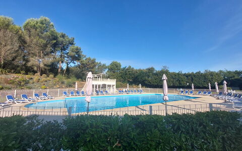 Confort, Piscine et Plage: Zwembad, Buitenmeubels, Toevlucht, Schaduw, Landscaping, Ligstoel, Badplaats, Hotel
