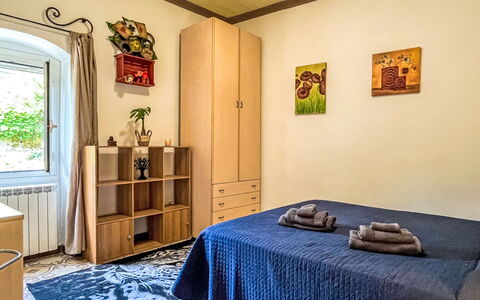 Enrico: Meubilair, Interieur Ontwerp, Muur, Flooring, Verdieping, Slaapkamer, Hout, Kamer, Bed, Plafond