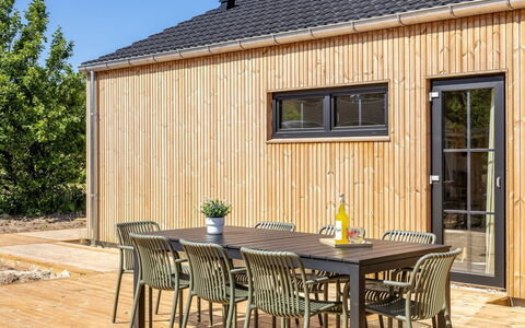 Indra - 800M from the Sea: Meubilair, Interieur Ontwerp, Stoel, Buitenmeubels, Natuurlijk Materiaal, Schaduw, Buitentafel, Ontwerp, Restaurant, Keuken En Eettafel