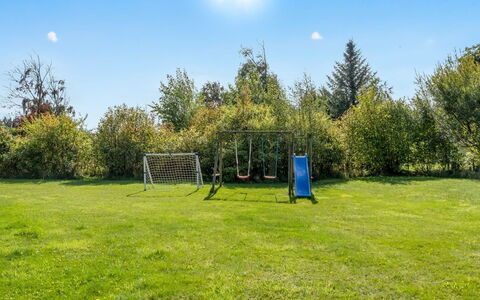 Christiern - 600M from the Sea: Blauw, Gras, Land Lot, Plain, Gazon, Tuin, Weide, Landscaping, Pasture