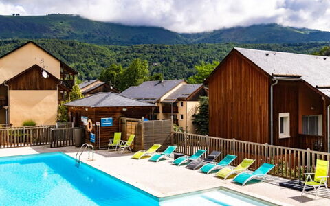 Ax-Les-Thermes 645: Linens, Toevlucht