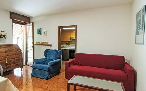 Locanda dei Nonni: Meubilair, Interieur Ontwerp, Flooring, Verdieping, Hout, Bankstel, Kamer, Appartement, Woonkamer, Plafond