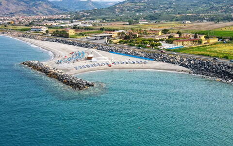 Baia di Tempsa Beach and Sea: Zwemwater, Kust, Strand, Kust En Oceanic Landvormen, Kust, Zee, Toeristische Attractie, Oceaan, Baai, Tropen