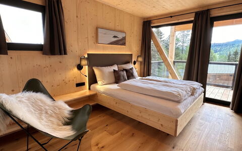 02 Nth051 18B Sup Chalet mit Sauna und Hot Tub 2 e: Hardwood, Beits, Slaapkamer, Houten Vloer, Bedding, Plank, Blokhut, Laken, Multiplex, Bed