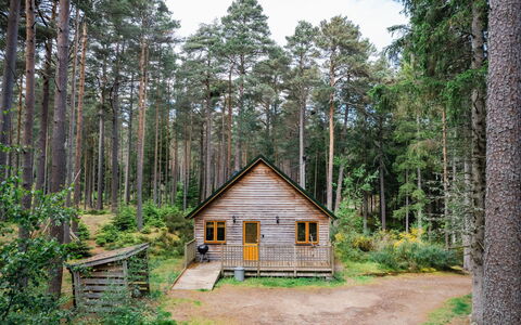 Ballater 100: Woongebied, Heuvel, Huis, Huis, Toevlucht, Bergketen, Eco Hotel, Heuvel Station, Landgoed, Villa
