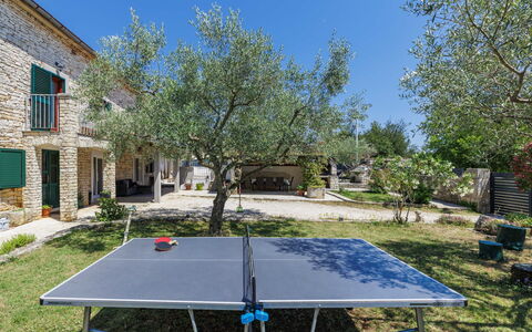 Happy: Woongebied, Heuvel, Huis, Huis, Toevlucht, Bergketen, Eco Hotel, Heuvel Station, Landgoed, Villa