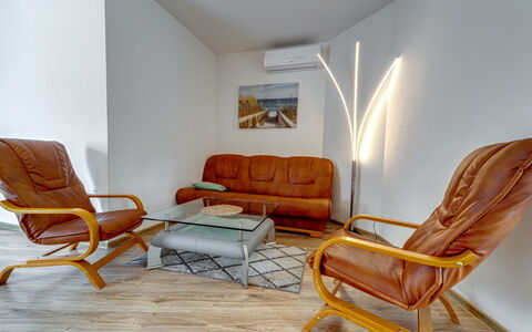 Gliwice 100: Woongebied, Heuvel, Huis, Huis, Toevlucht, Bergketen, Eco Hotel, Heuvel Station, Landgoed, Villa