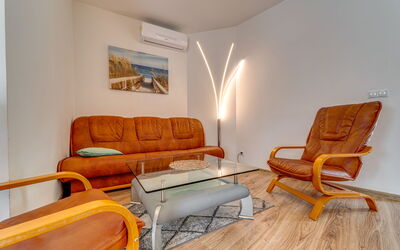 Gliwice 100: Woongebied, Heuvel, Huis, Huis, Toevlucht, Bergketen, Eco Hotel, Heuvel Station, Landgoed, Villa
