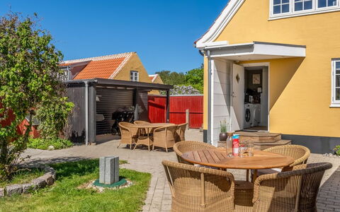 Annagrete - 300M from the Sea: Huis, Huis, Dak, Verblijf, Schaduw, Buitenmeubels, Landgoed, Werf, Tuin, Stoel