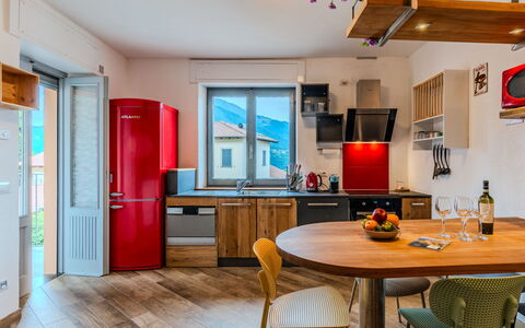 Casa Matilde: Meubilair, Interieur Ontwerp, Flooring, Hout, Keuken, Verdieping, Plafond, Countertop, Kamer, Major Appliance