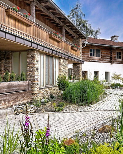 Edelweiss Suite 7 614.7