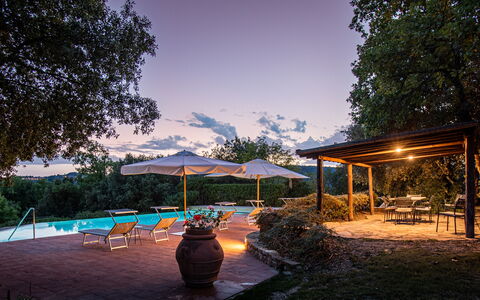Borgo San Polino: Boom, Zwembad, Toevlucht, Tuin, Eco Hotel, Schaduw, Landgoed, Landscaping, Backyard, Hacienda