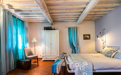 Borgo San Polino: Meubilair, Interieur Ontwerp, Bed, Slaapkamer, Kamer, Hout, Linens, Verdieping, Flooring, Bedding