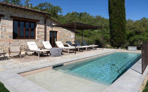 Casa Faraona: Samengesteld Materiaal, Zwembad, Buitenmeubels, Landscaping, Flagstone, Backyard, Boerderij, Waterpartij, Villa