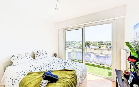 Résidence de la Mer: Appartement, Interieur Ontwerp, Slaapkamer, Bed, Huis, Laken, Meubilair, Kamer, Bedding, Linens
