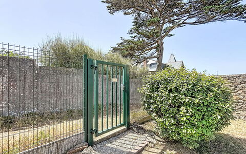 Résidence de la Mer: Poort, Struik, Hek, Home Schermen, Ijzer, Tuin, Landscaping, Hekken, Haag, Gazon