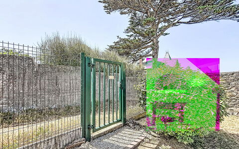 Résidence de la Mer: Struik, Land Lot, Tuin, De Lente, Landscaping, Hek, Poort, Gazon, Werf, Home Schermen