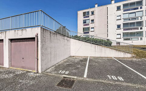 Résidence de la Mer: Architectuur, Appartement, Samengesteld Materiaal, Beton, Condominium, Balkon, Hek, Home Schermen