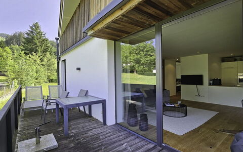 Weidach 10 Top 6: Huis, Hardwood, Veranda, Balkon, Beits, Plank, Daylighting, Houten Vloer, Eco Hotel