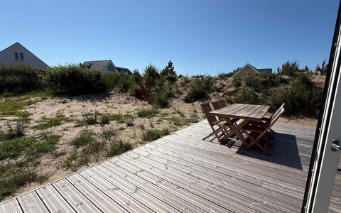 Selvi - 500M from the Sea: Hout, Houten Vloer, Hardwood, Dek, Plank, Boardwalk, Beits, Buitenmeubels, Gang, Siding