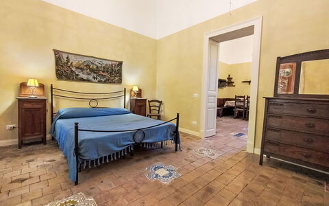 Il Giardino di Lara: Meubilair, Flooring, Muur, Verdieping, Interieur Ontwerp, Kamer, Plafond, Slaapkamer, Bed, Fotolijst