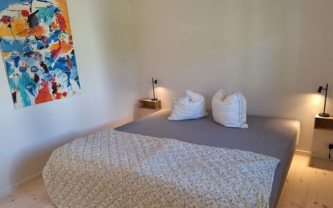 Ethil - 600M from the Sea: Bed, Meubilair, Slaapkamer, Flooring, Verdieping, Interieur Ontwerp, Hout, Linens, Laken, Bedding