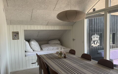 Tameran - from the Sea: Flooring, Verdieping, Hout, Interieur Ontwerp, Meubilair, Plafond, Houten Vloer, Kamer, Hardwood, Lichte Inrichting