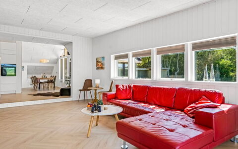 Tameran - from the Sea: Interieur Ontwerp, Flooring, Meubilair, Muur, Bankstel, Verdieping, Plafond, Hout, Woonkamer, Lichte Inrichting