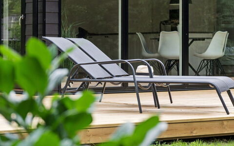 Deik - 1Km from the Sea: Buitenmeubels, Meubilair, Ligstoel, Schaduw, Stoel, Tuin, Ontwerp, Hardwood, Chaise Longue