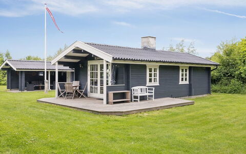 Saxi - 1.2Km from the Sea: Verblijf, Gazon, Werf, Garden Gebouwen, Outdoor Structuur, Schuur, Backyard, Siding, Boerderij