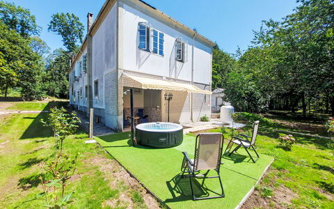 Pizarra: Huis, Huis, Woongebied, Struik, Verblijf, Landgoed, Tuin, Backyard, Werf, Landscaping
