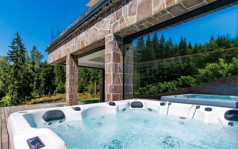 Valera Vita Forest: Zwembad, Lariks, Toevlucht, Landscaping, Eco Hotel, Evergreen
