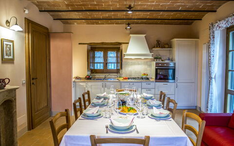 Casa Elia 6: Meubilair, Interieur Ontwerp, Tafel, Flooring, Stoel, Keuken En Eettafel, Plafond, Eetkamer, Kamer, Huis