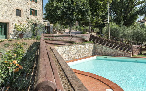 Casa Elia 6: Muur, Architectuur, Hacienda, Tuin, Zwembad, Landgoed, Landscaping, Steen, Villa, Werf