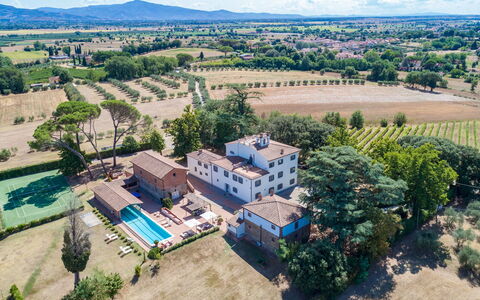 Antica Villa Merelli 12: Zwembad, Landgoed, Toevlucht, Villa, Hacienda, Hotel, Herenhuis, Boutique Hotel, Badplaats