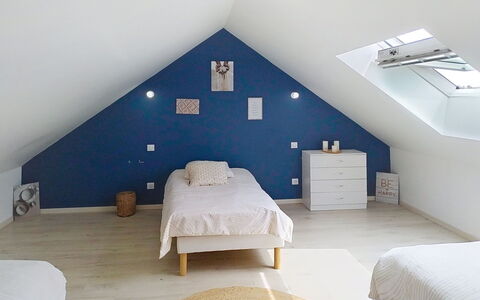 Le Jardin du Calme: Interieur Ontwerp, Slaapkamer, Flooring, Hout, Verdieping, Bed, Plafond, Meubilair, Kamer, Laken