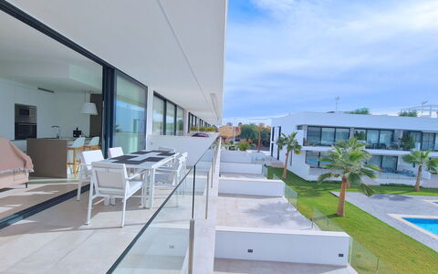 Kristal: Appartement, Condominium, Balkon