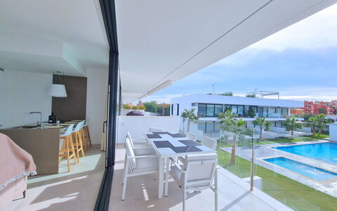 Kristal: Appartement, Condominium, Balkon