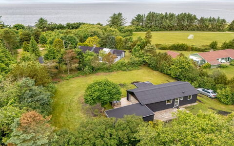 Jonnhild - 100M to the Fjord: Blauw, Zwembad, Samengesteld Materiaal, Schaduw, Toevlucht, Landgoed, Hacienda, Villa, Recreatiecentrum