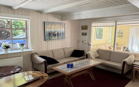 Lonneke - from the Sea: Hout, Flooring, Meubilair, Huis, Verdieping, Woonkamer, Interieur Ontwerp, Bankstel, Kamer