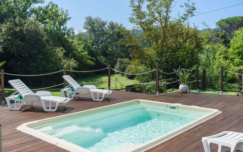 Casa Lulù: Zwembad, Buitenmeubels, Vrije Tijd, Samengesteld Materiaal, Toevlucht, Tuin, Dek, Schaduw, Paraplu