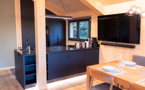 02 Nth030 Sup Chalet mit Sauna und Hot Tub 2 Etage: Hout, Flooring, Interieur Ontwerp, Verdieping, Plafond, Hardwood, Beits, Countertop, Keuken, Vernis