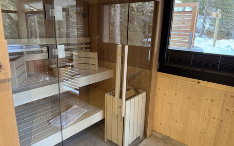 02 Nth054 18E Sup Chalet mit Sauna und Hot Tub 2 e: Huis, Struik, Huis, Woongebied, Landgoed, Verblijf, Hacienda, Werf, Schaduw, Gazon