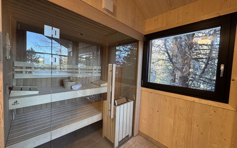 02 Nth052 18C Sup Chalet mit Sauna und Hot Tub 2 e: Huis, Struik, Huis, Woongebied, Landgoed, Verblijf, Hacienda, Werf, Schaduw, Gazon