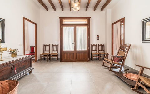 Can Tianet: Huis, Struik, Huis, Woongebied, Landgoed, Verblijf, Hacienda, Werf, Schaduw, Gazon