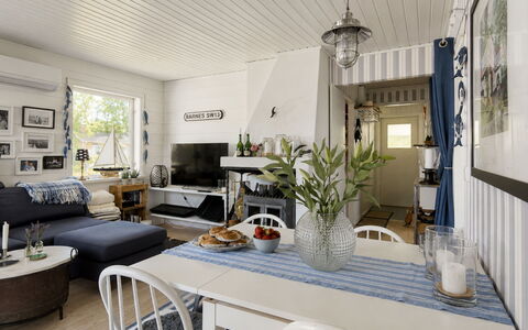 Havsdrömmen: Huis, Struik, Huis, Woongebied, Landgoed, Verblijf, Hacienda, Werf, Schaduw, Gazon
