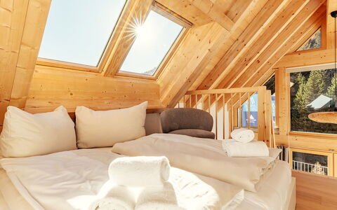 Niederwölz 605: Hout, Slaapkamer, Meubilair, Interieur Ontwerp, Huis, Verlichting, Bed, Kamer, Beits, Hardwood