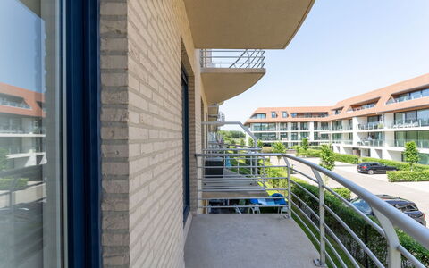 Goldsands Iii with Parking: Balkon, Leuning