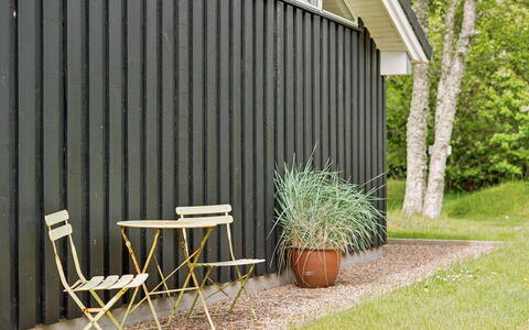 Wreth - 1.5Km from the Sea: Schaduw, Siding, Tuin, Backyard, Hardwood, Buitenmeubels, Plank, Bloempot, Natuurlijk Materiaal, Beits