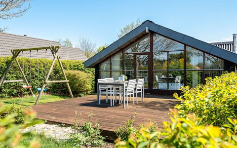 Aida - 550M from the Sea: Thatching, Verblijf, Huis, Dak, Huis, Boerderij, Hut, Landgoed, Dorp